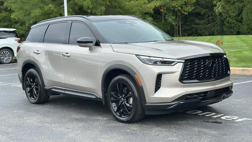 2025 INFINITI QX60 LUXE