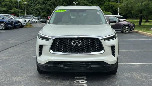 2024 INFINITI QX60 LUXE