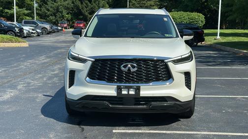 2024 INFINITI QX60 LUXE