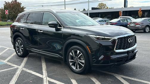 2023 INFINITI QX60 LUXE