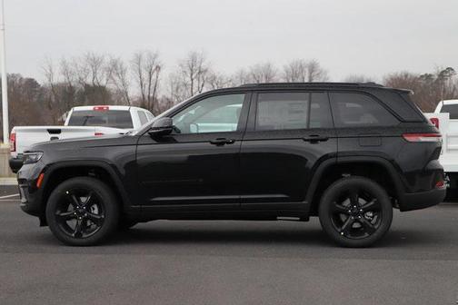 2025 Jeep Grand Cherokee Altitude