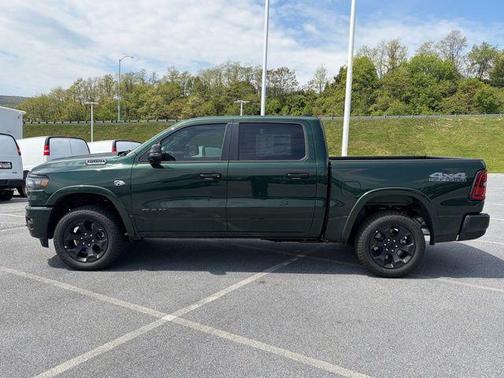 Serrano Green Metallic 2026 RAM 1500 Big Horn/Lone Star