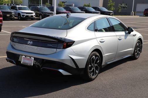 Aero Silver 2025 Hyundai SONATA SEL
