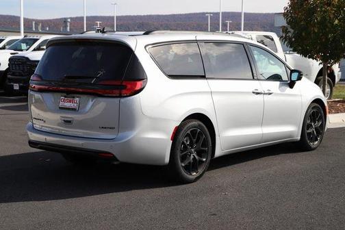 2026 Chrysler Pacifica Limited