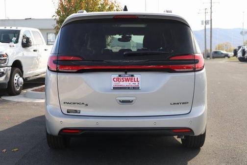 2026 Chrysler Pacifica Limited