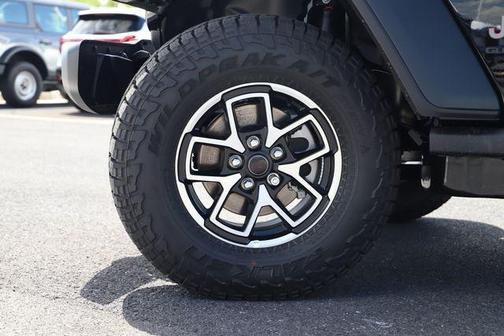 Black Clearcoat 2026 Jeep Gladiator Rubicon