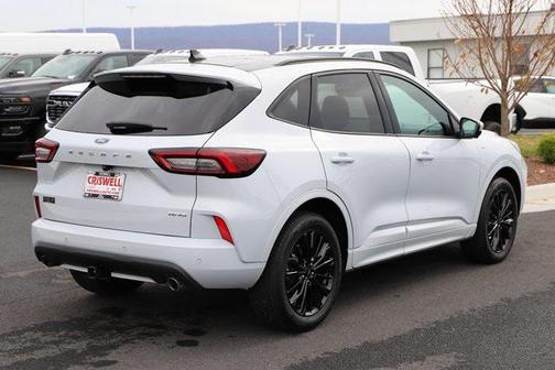2025 Ford Escape ST-Line Elite