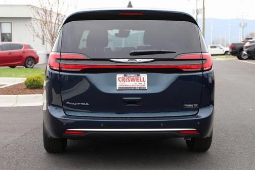2025 Chrysler Pacifica
