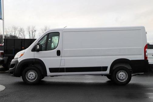 2025 RAM ProMaster 2500 Base