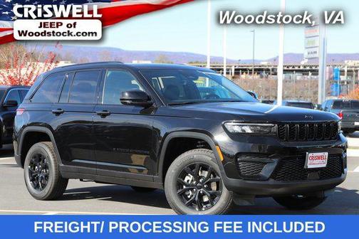 Diamond Black Crystal Pearlcoat 2025 Jeep Grand Cherokee Altitude
