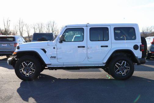 2025 Jeep Wrangler 4-Door Sahara 4x4