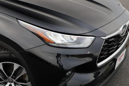 2020 Toyota Highlander Hybrid XLE