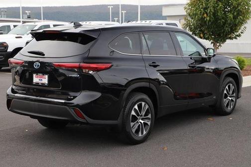 2020 Toyota Highlander Hybrid XLE