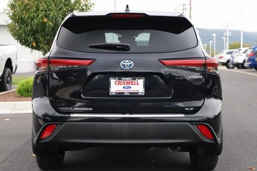 2020 Toyota Highlander Hybrid XLE