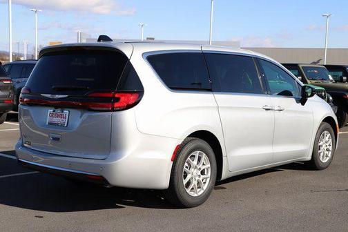 2026 Chrysler Pacifica L