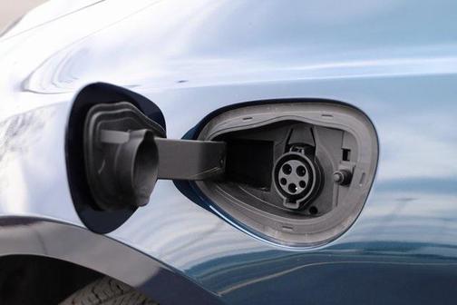 2025 Chrysler Pacifica Hybrid Select