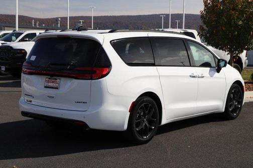 2026 Chrysler Pacifica Limited