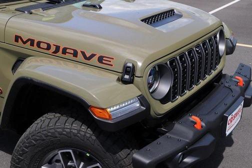 2025 Jeep Gladiator Mojave