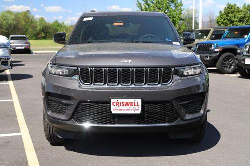 Gray 2026 Jeep Grand Cherokee Laredo