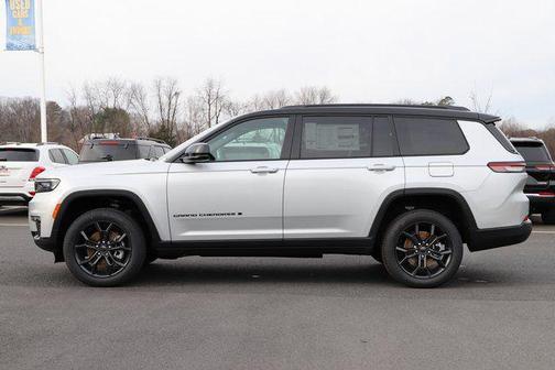 Silver Zynith 2025 Jeep Grand Cherokee L Limited