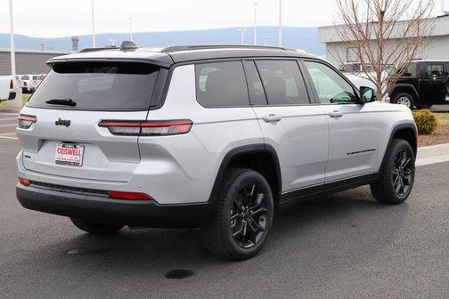 Silver Zynith 2025 Jeep Grand Cherokee L Limited