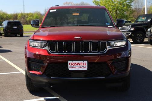 Velvet Red Pearlcoat 2026 Jeep Grand Cherokee Laredo