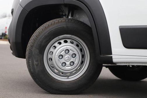 2025 RAM ProMaster 2500 Base