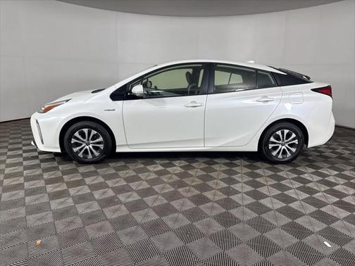 2019 Toyota Prius LE