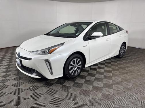 2019 Toyota Prius LE