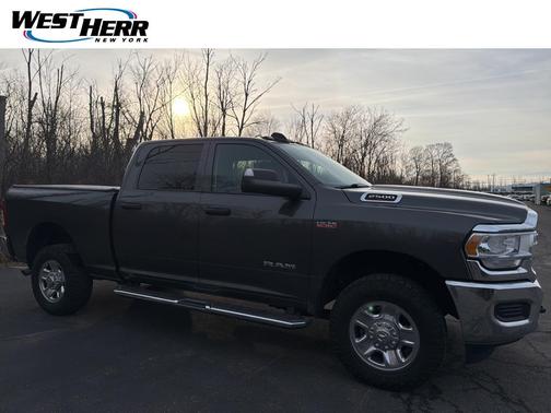 2019 RAM 2500 Tradesman Crew Cab 4x4 6'4' Box
