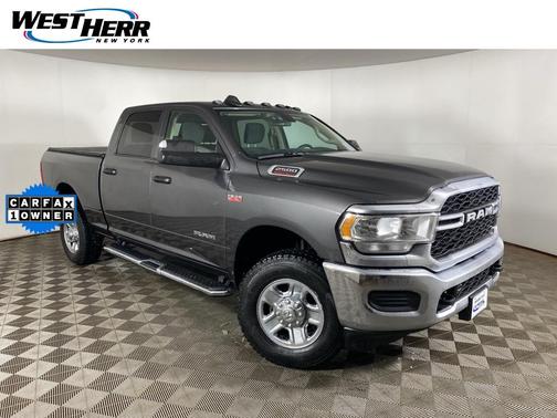 2019 RAM 2500 Tradesman Crew Cab 4x4 6'4' Box
