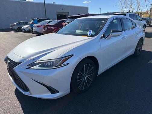 2023 Lexus ES 350 Base