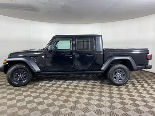 2021 Jeep Gladiator Sport