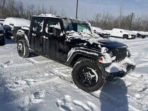 2021 Jeep Gladiator Sport