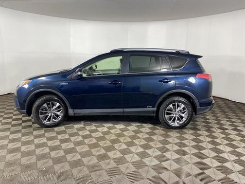 2017 Toyota RAV4 Hybrid XLE