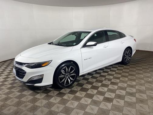 2022 Chevrolet Malibu FWD RS