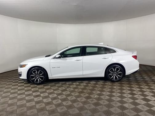 2022 Chevrolet Malibu FWD RS