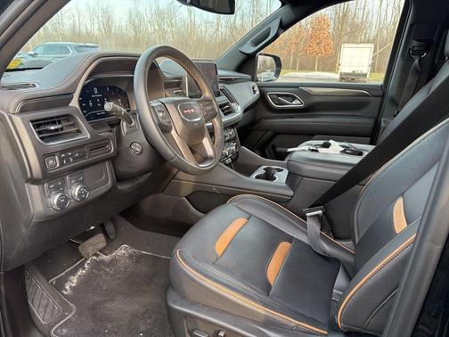 2024 GMC Yukon 4WD AT4