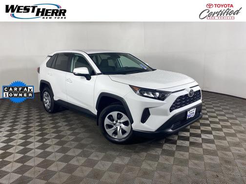2022 Toyota RAV4 LE