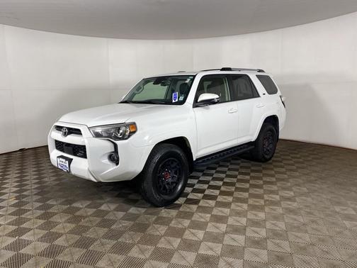 2022 Toyota 4Runner SR5 Premium