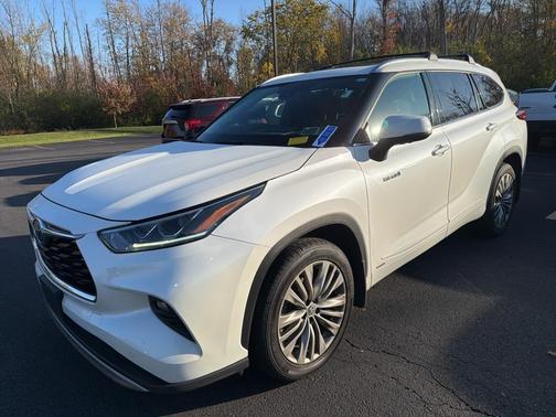 2020 Toyota Highlander Hybrid Platinum