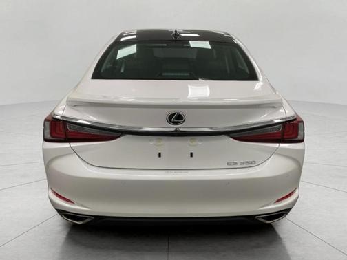 2025 Lexus ES 350 Ultra Luxury