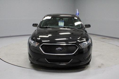 2016 Ford Taurus SHO