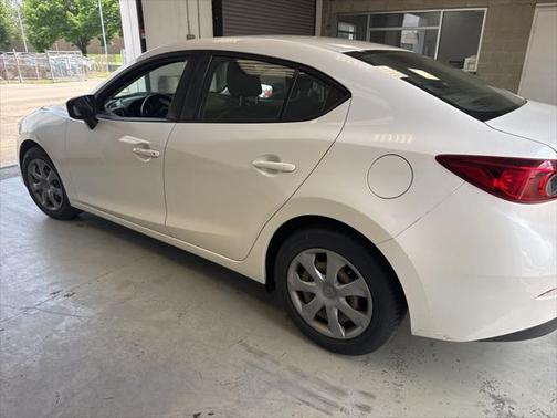 2014 Mazda Mazda3 i Sport