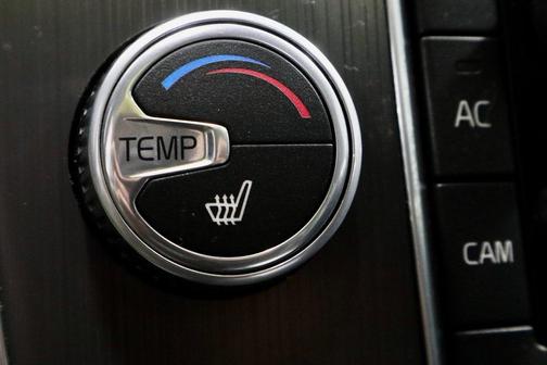 2016 Volvo V60 Cross Country T5 Platinum