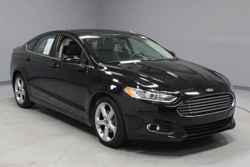 2016 Ford Fusion S