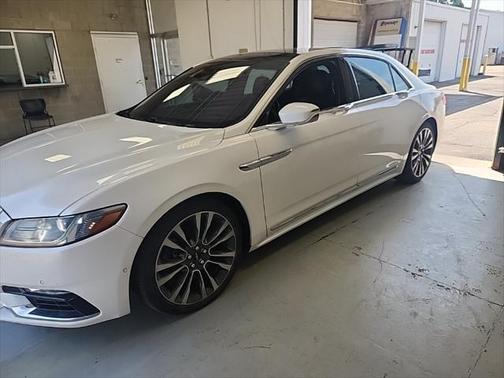 2017 Lincoln Continental Reserve