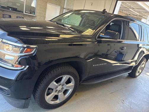 2019 Chevrolet Suburban LT