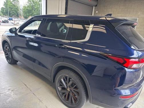2022 Mitsubishi Outlander Black Edition S-AWC