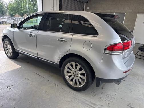 2011 Lincoln MKX Base